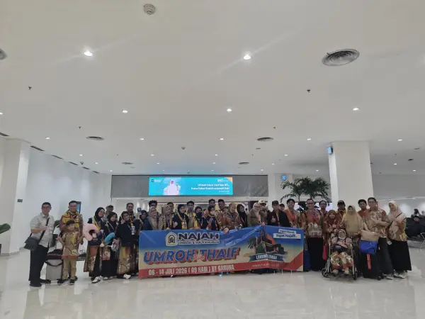 Umroh Perdana Setelah Musim Haji PT. Najah Tour & Travel